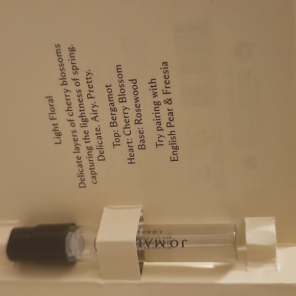 Jo Malone Wood Sage & Sea Salt Body Cream & Sakura Cherry Blossom Cologne. - Picture 5 of 5